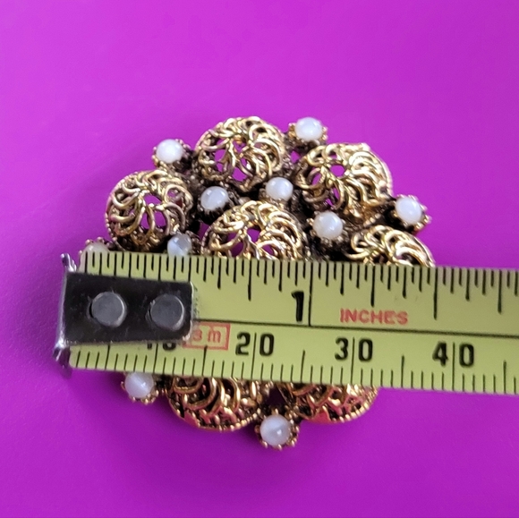 Vtg Pin - Picture 3 of 3